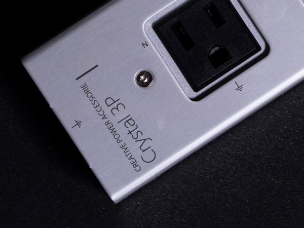 跳出拖板框架 KOJO Technology Crystal 3P 創新發燒電源排插 跳出拖板框架 KOJO Technology Crystal 3P 創新發燒電源排插