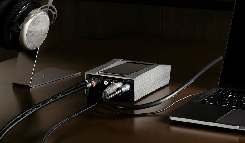 Astell&Kern 發佈全新便攜式座枱機 ACRO CA1000 Astell&Kern 發佈全新便攜式座枱機 ACRO CA1000