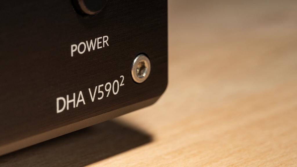 人手.嚴謹製作 VIOLECTRIC DHA V590² 參考級解碼耳擴 人手.嚴謹製作 VIOLECTRIC DHA V590² 參考級解碼耳擴