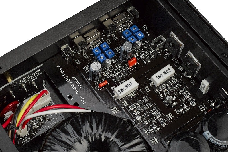 KECES 推出全新線性電源供應器 P6 KECES 推出全新線性電源供應器 P6