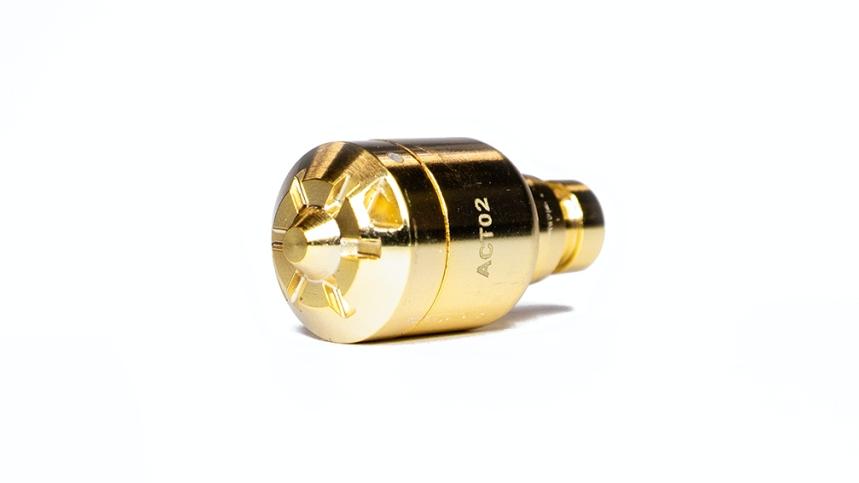 可以換腔體的 CM 耳機 Acoustune ST2000 旗艦級 CM 耳機 可以換腔體的 CM 耳機 Acoustune ST2000 旗艦級 CM 耳機