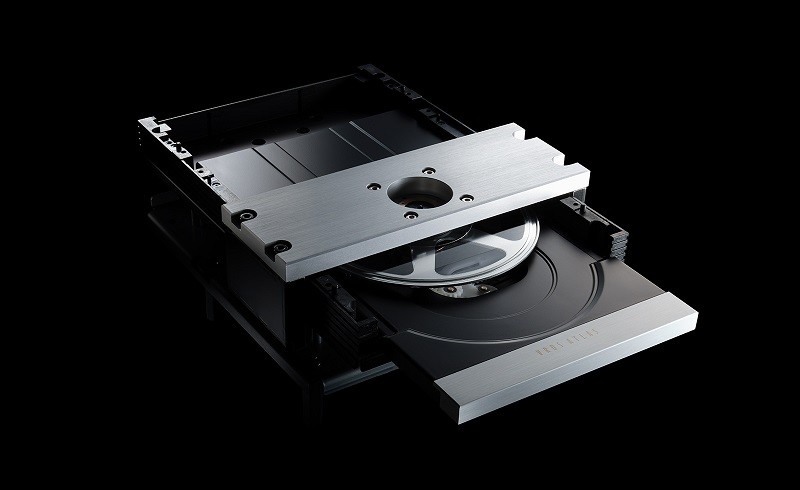 VRDS-ATLAS + Master Sound Discrete DAC，Esoteric 推出全新 SACD / CD 唱機 K-05XD