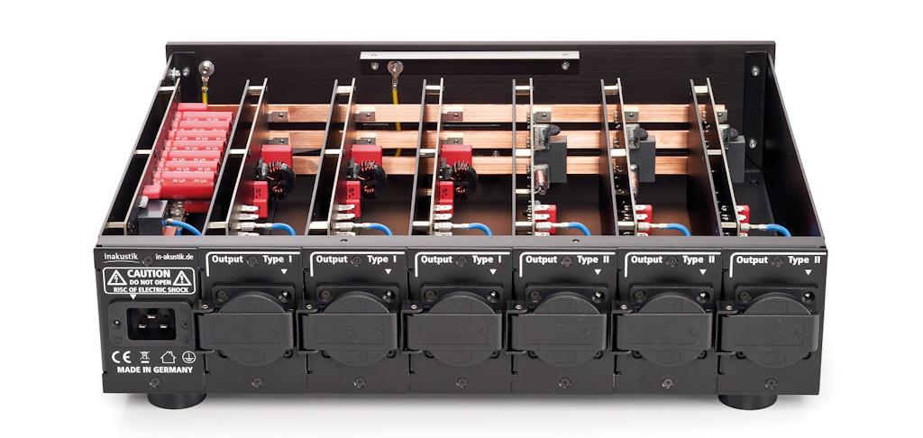 In-akustik Referenz AC-4500 US 電源濾波器 Products Of The Yea r 2022 年度產品獎 In-akustik Referenz AC-4500 US 電源濾波器 Products Of The Yea r 2022 年度產品獎