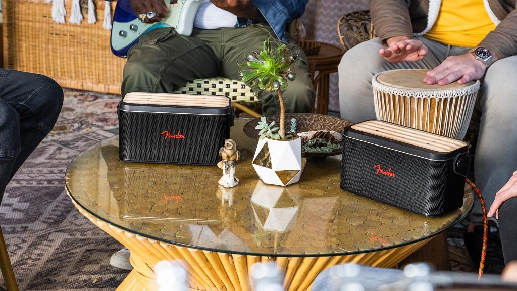 音樂全能 FENDER AUDIO RIFF 多用途音樂喇叭 音樂全能 FENDER AUDIO RIFF 多用途音樂喇叭