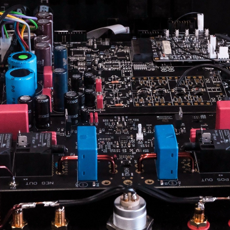 Goldmund 推出全新旗艦單聲道後級放大器 Telos 8800 mono