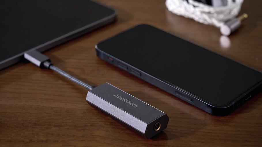 Astell&Kern AK HB1 感受音樂的自由魅力! Astell&Kern AK HB1 感受音樂的自由魅力!