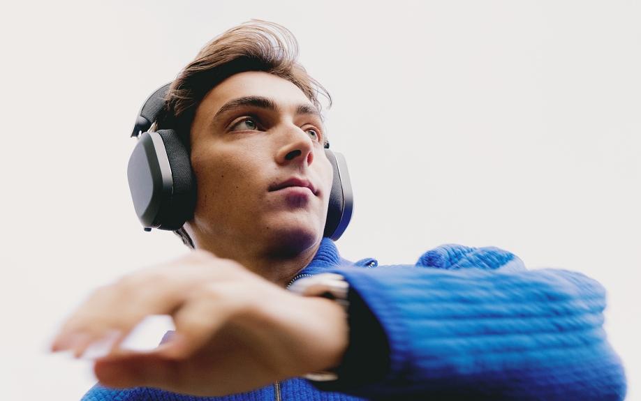 MONDO DUAL DRIVER OVER-EAR A.M.D. Edition MONDO DUAL DRIVER OVER-EAR A.M.D. Edition