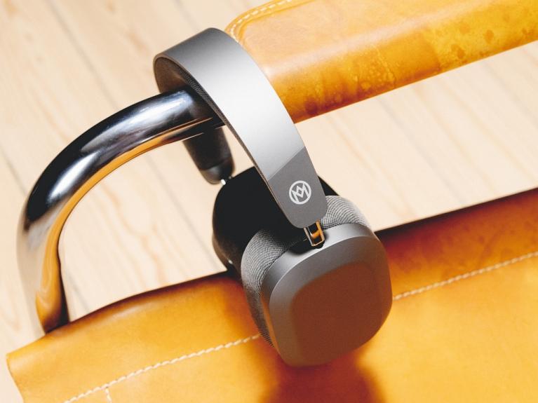 MONDO DUAL DRIVER OVER-EAR A.M.D. Edition MONDO DUAL DRIVER OVER-EAR A.M.D. Edition