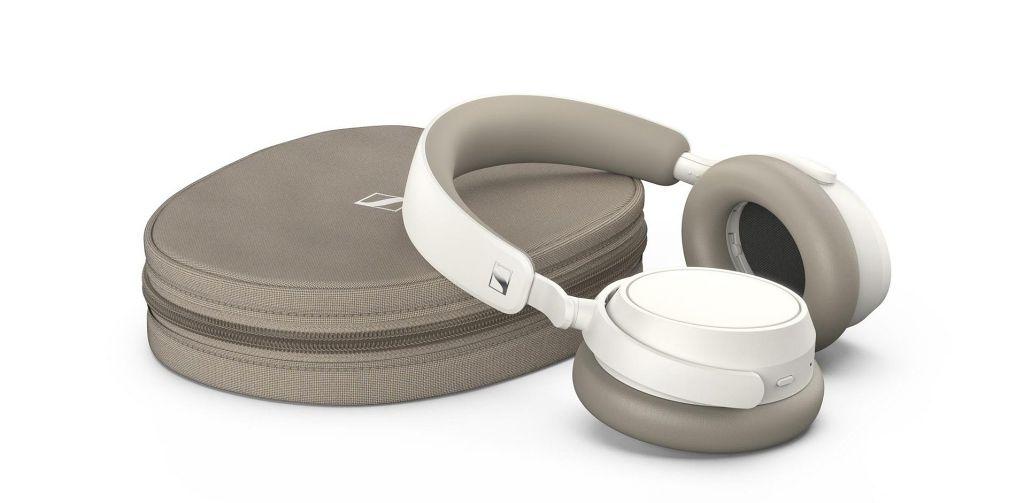 不絕於耳:全新 ACCENTUM Plus 升級音響 全天續航 不絕於耳:全新 ACCENTUM Plus 升級音響 全天續航
