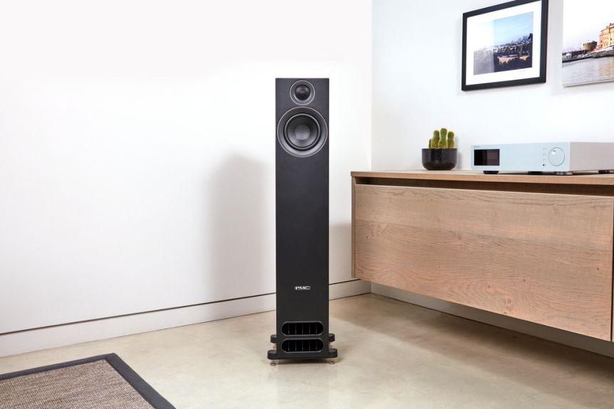 Octave V70 SE 膽合併擴音機 + PMC prodigy5 座地揚聲器 Octave V70 SE 膽合併擴音機 + PMC prodigy5 座地揚聲器