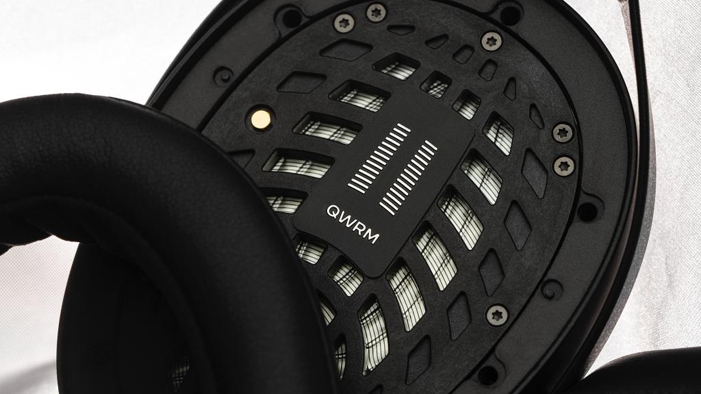 MEZE Audio LIRIC II (2nd Generation)  密封式頭戴耳機