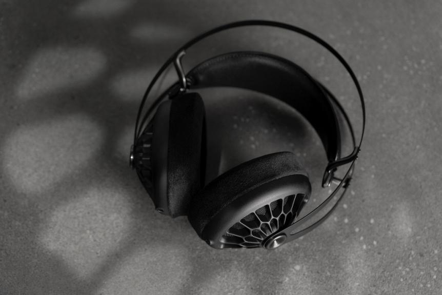 以親民價享受卓越品質 MEZE AUDIO 105 AER 劍指挑戰性價比