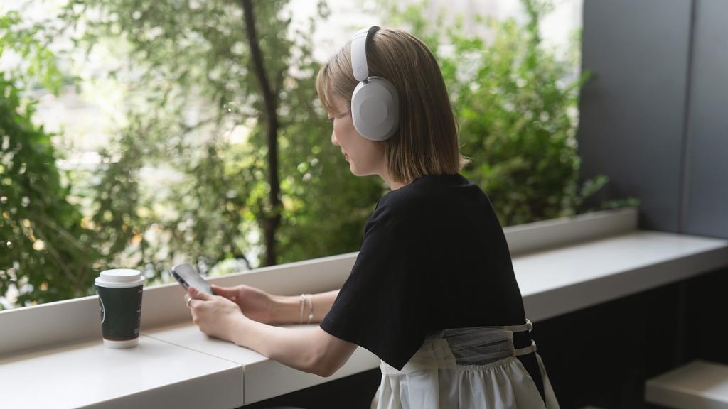 隨行日常 全能型頭戴無線耳機 UX1000