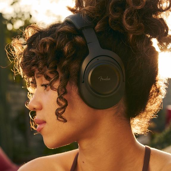 Fender Audio MIX   傳奇品牌首隻主動式降噪頭戴藍牙耳機