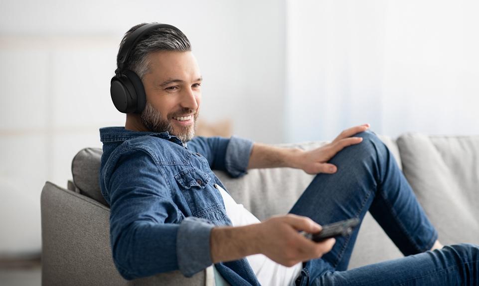 無分螢幕大小　音質始終出眾   Sennheiser RS 275 電視耳機