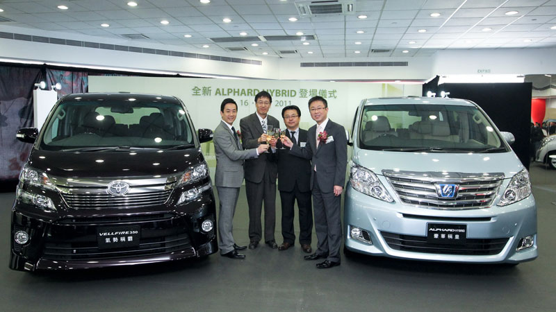 全新豐田 Alphard 及 Vellfire 矚目亮相