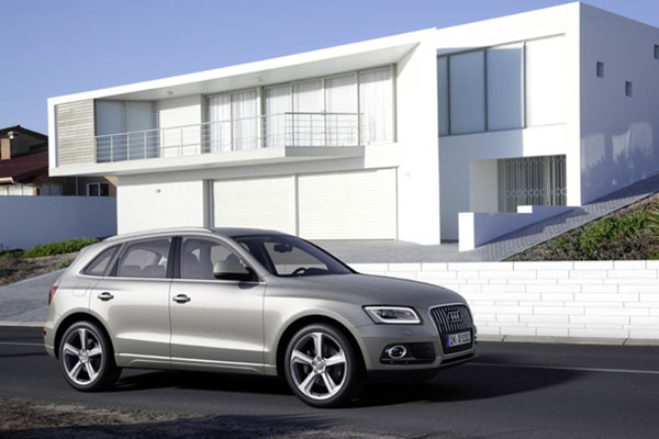 新款 Audi Q5 現已登陸 Audi 陳列室 新款 Audi Q5 現已登陸 Audi 陳列室