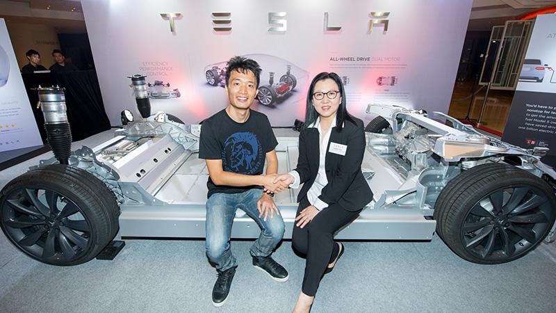 Tesla 雙摩打全輪驅動版本 Model S 正式抵港 Tesla 雙摩打全輪驅動版本 Model S 正式抵港