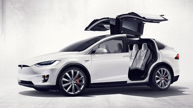 Tesla Model X 正式推出 Tesla Model X 正式推出