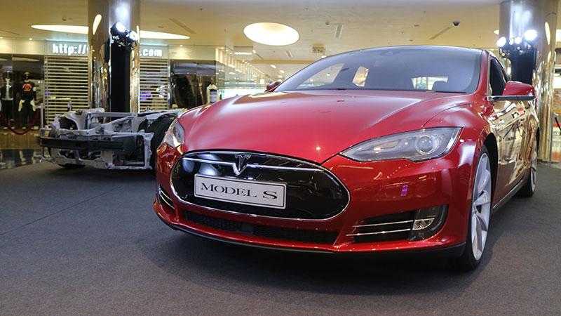 Tesla Model S 太古城展出