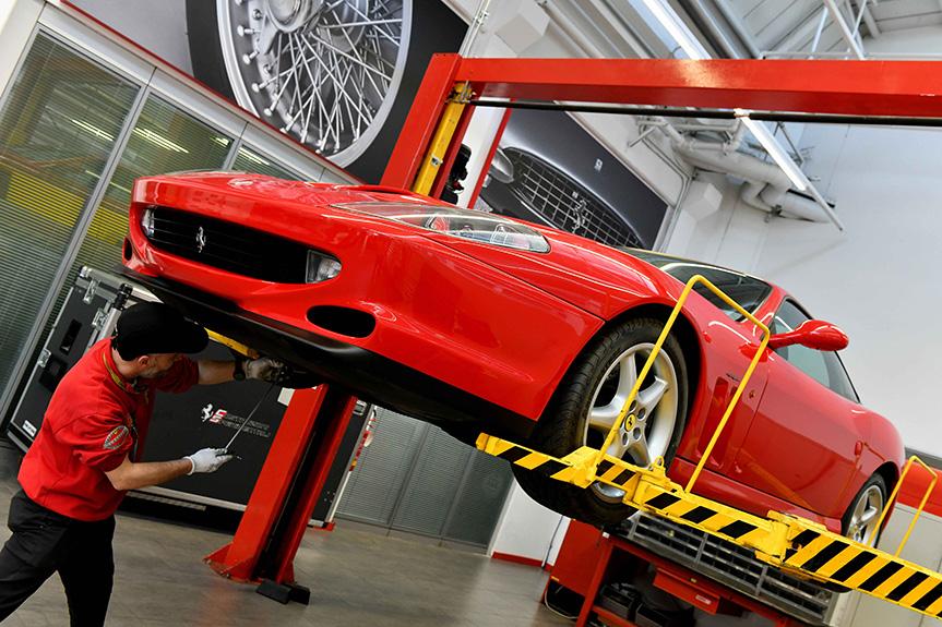 Ferrari Premium 保養計劃——以專屬禮遇為極致操控保駕護航