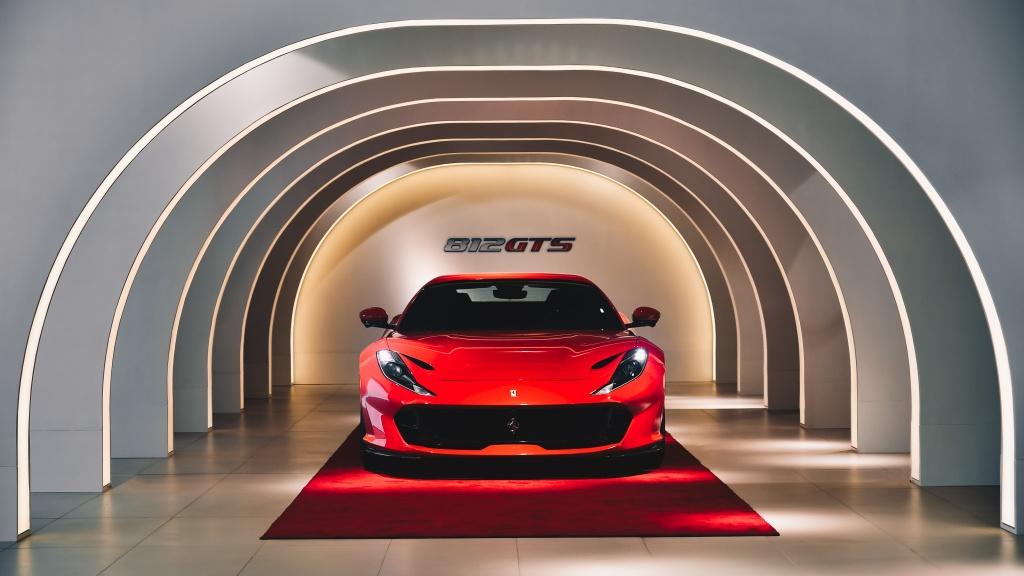 法拉利 812 GTS 開篷跑車 經典佈局 50 年後的今天重現車壇 法拉利 812 GTS 開篷跑車 經典佈局 50 年後的今天重現車壇