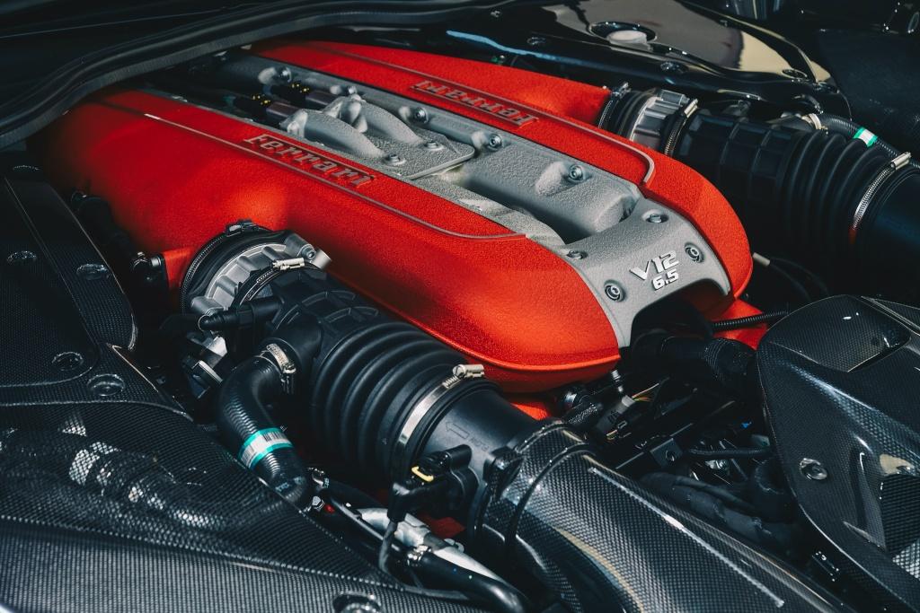 法拉利 812 GTS 開篷跑車 經典佈局 50 年後的今天重現車壇 法拉利 812 GTS 開篷跑車 經典佈局 50 年後的今天重現車壇