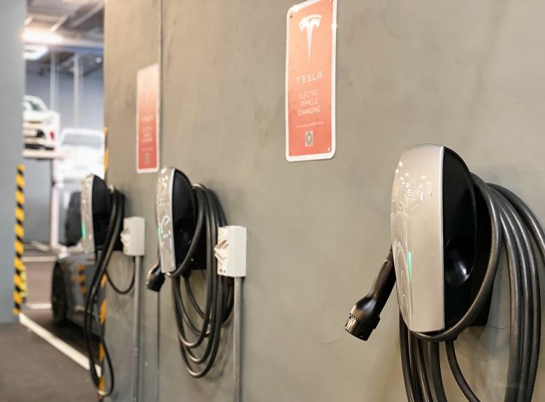 Tesla 在港持續擴展超級充電網絡 再有 V3 Supercharging 超級充電服務於新界西投入服務 Tesla 在港持續擴展超級充電網絡 再有 V3 Supercharging 超級充電服務於新界西投入服務