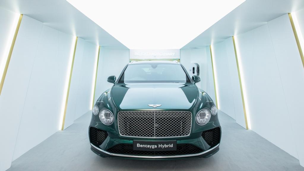 賓利香港 -大昌行率先發佈全新 Bentayga Hybrid 插電混能版 賓利香港 -大昌行率先發佈全新 Bentayga Hybrid 插電混能版