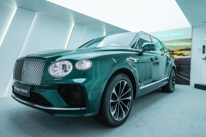 賓利香港 -大昌行率先發佈全新 Bentayga Hybrid 插電混能版 賓利香港 -大昌行率先發佈全新 Bentayga Hybrid 插電混能版