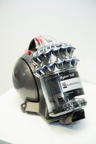 全新 Dyson DC63 雙層多圓錐氣旋吸塵機 全新 Dyson DC63 雙層多圓錐氣旋吸塵機