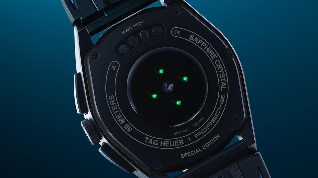 TAG HEUER 與 PORSCHE 聯乘推出 TAG HEUER CONNECTED 智能腕錶特別版